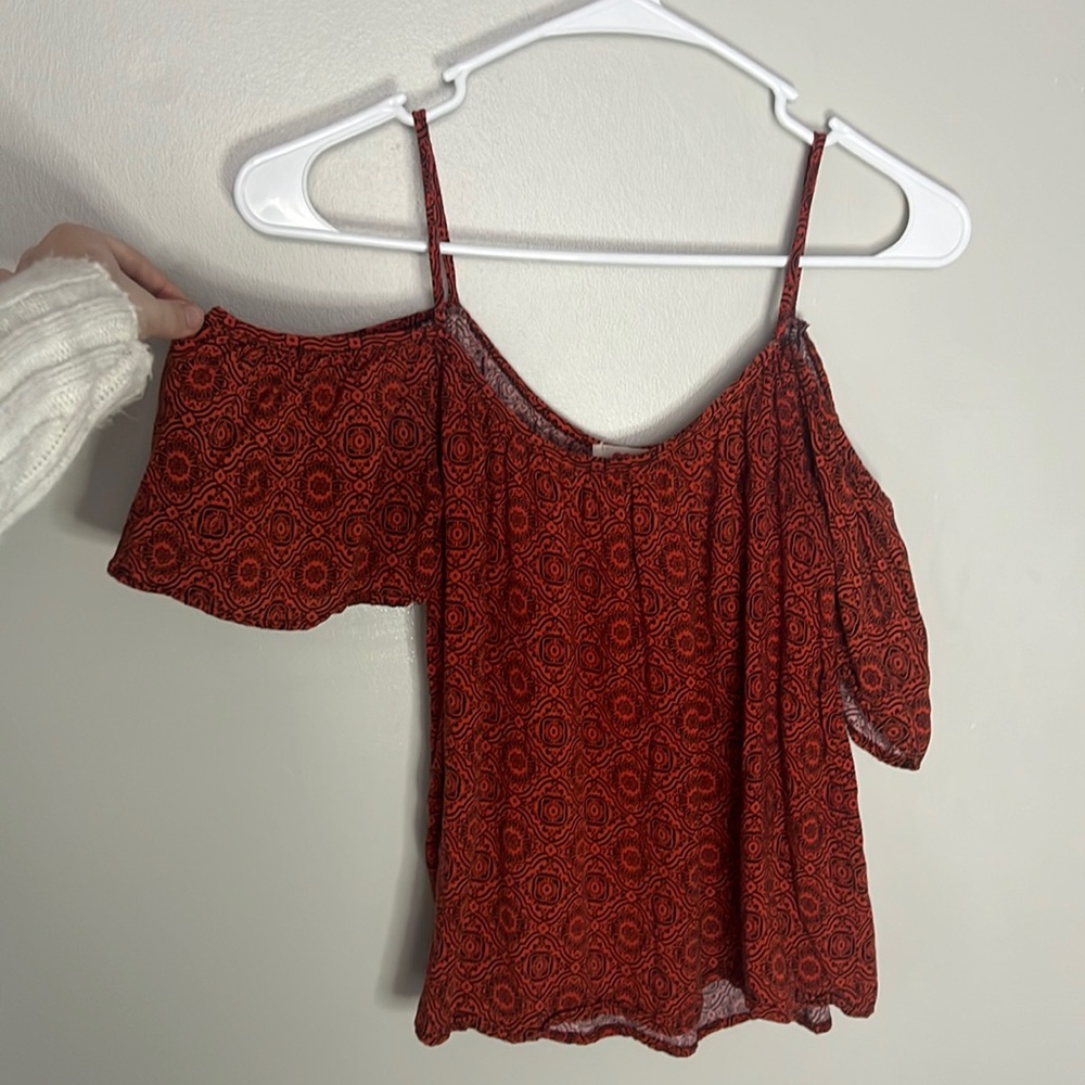 One clothing XS off the shoulder tank top